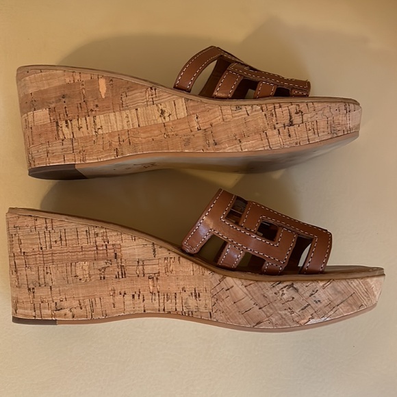 J. McLaughlin Brown Wedge Sandals, Size 6.5 - Picture 9 of 9